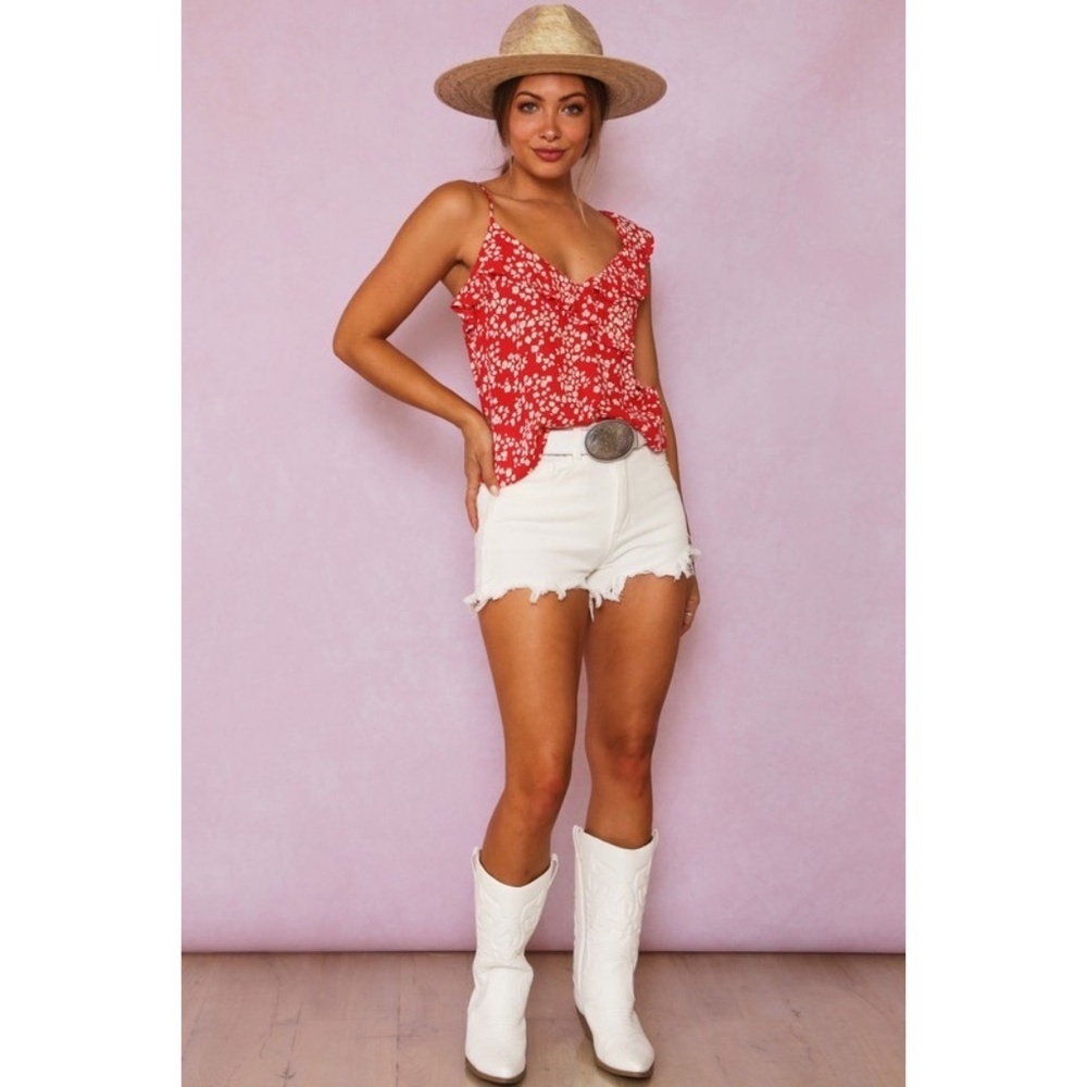 Fantastic Fawn Red Ditzy Floral Ruffle V Neck Cami Top - Picture 8 of 10